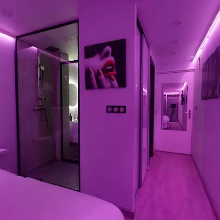 Village Naturiste, Port Nature , Loft Baroque Et Glamour Агд